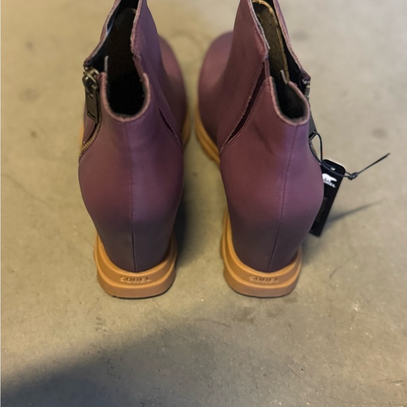 Sorel Joan of Artic Wedge III Boots - Picture 8 of 11